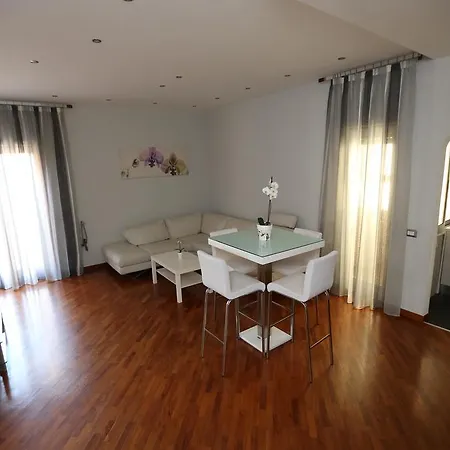 Apartment Orchidea Naples